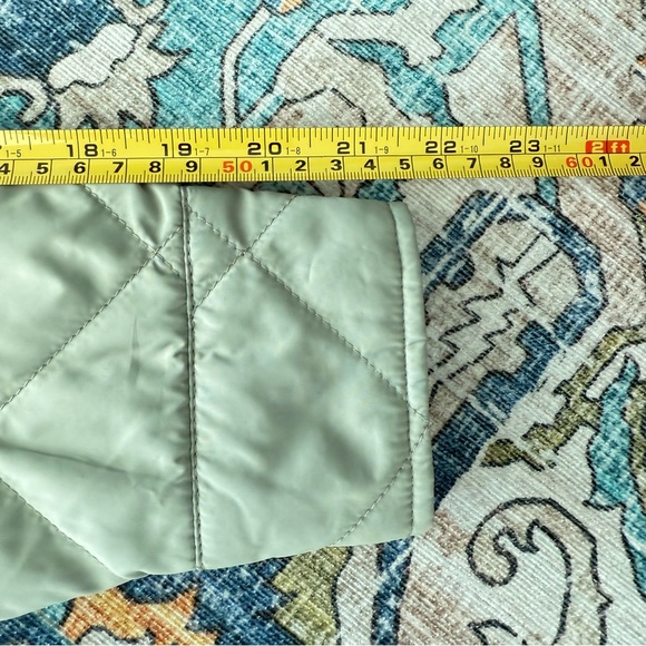 A&F Quilted Shacket - Picture 8 of 9